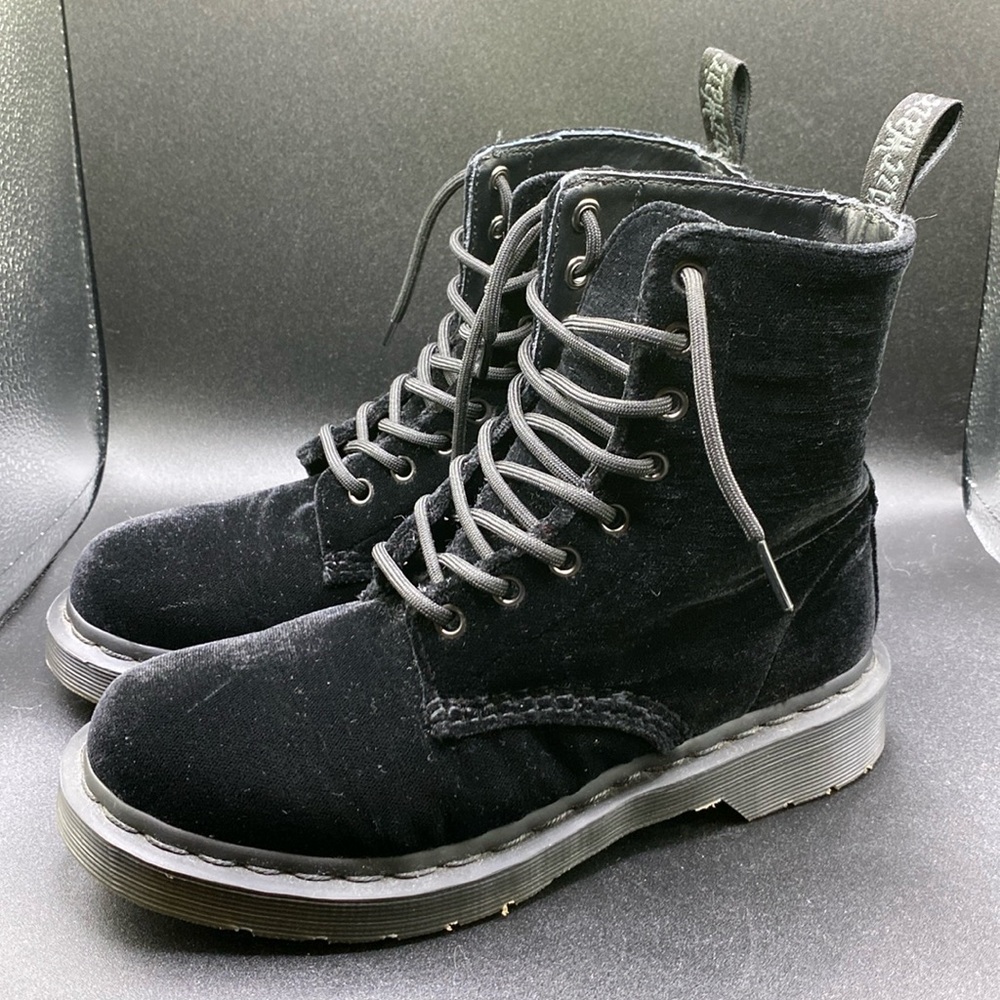 Dr. Martens Page Black Velvet Boots AW004 Size 6